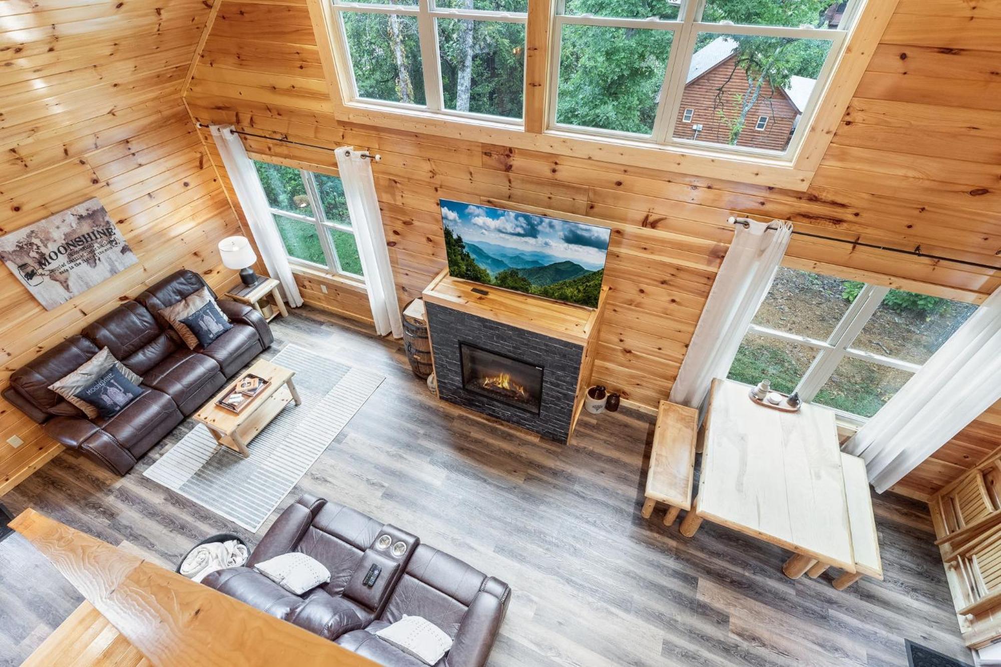 Fully Loaded Cabin In Heart Of Pigeon Forge Buitenkant foto